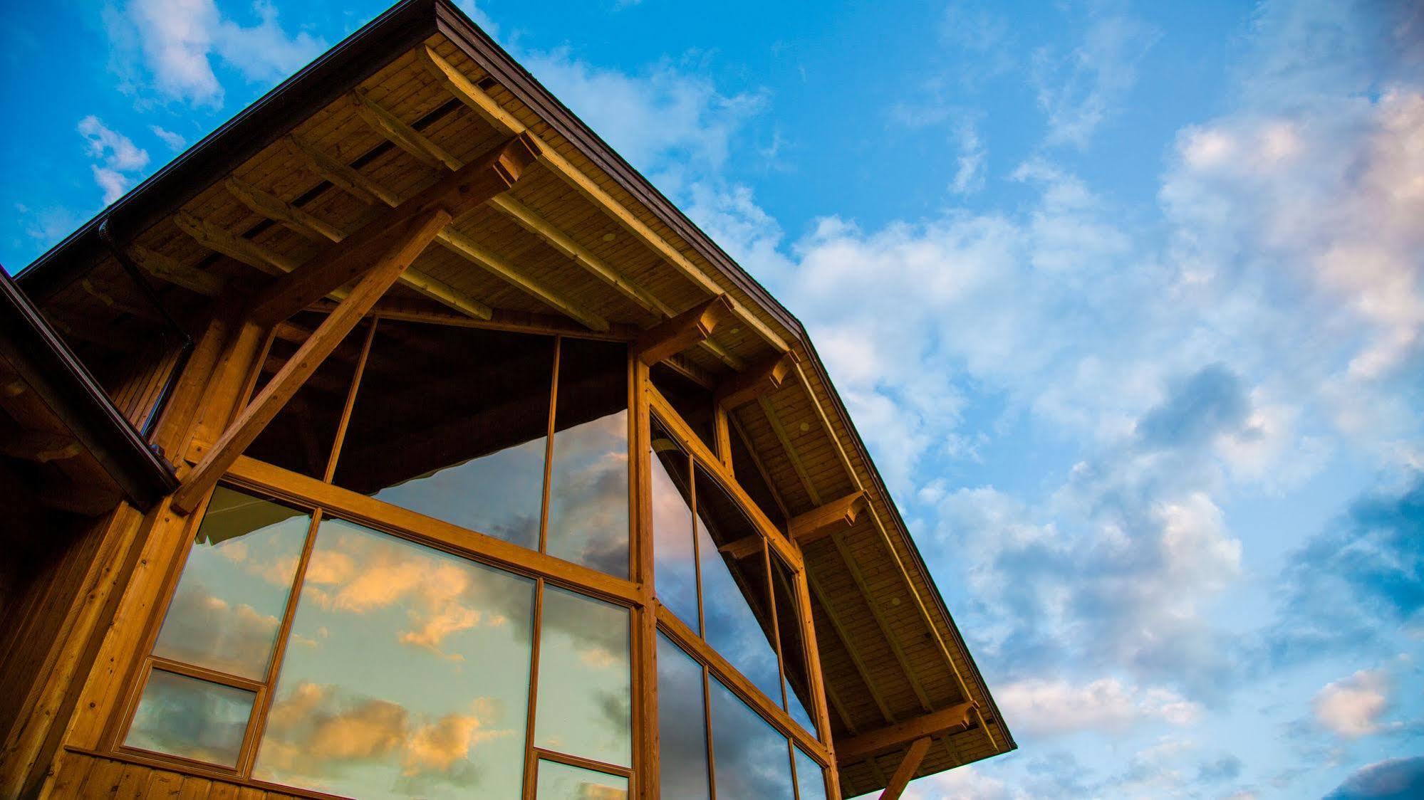 Bear Claw Lodge Kispiox Exterior photo